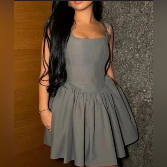 Zara Gray Mini Dress - Picture 3 of 6